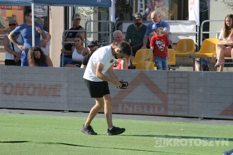 Krotoszyński Rynek opanowali najlepsi crossfiterzy. Wielki finał LOGinLAB!