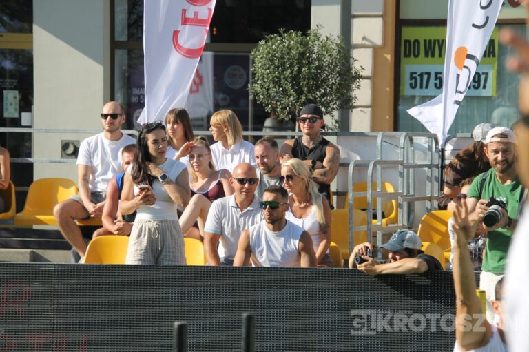 Krotoszyński Rynek opanowali najlepsi crossfiterzy. Wielki finał LOGinLAB!