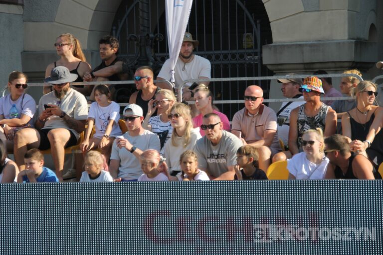 Krotoszyński Rynek opanowali najlepsi crossfiterzy. Wielki finał LOGinLAB!