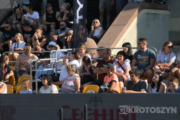 Krotoszyński Rynek opanowali najlepsi crossfiterzy. Wielki finał LOGinLAB!