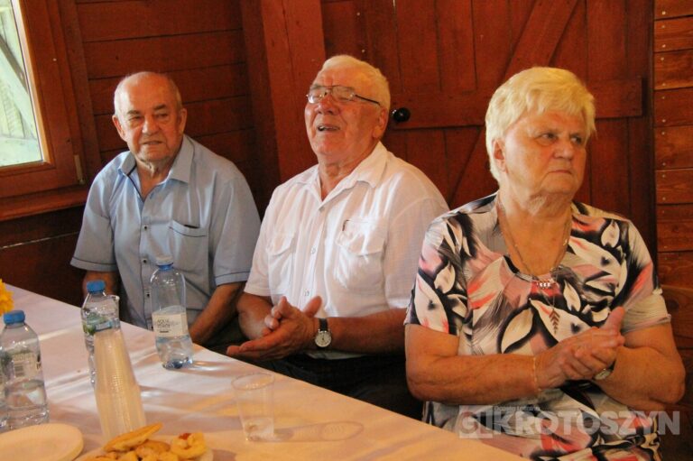 Tomnice podziękowały za plony. Były tradycje, muzyka i wspólna zabawa