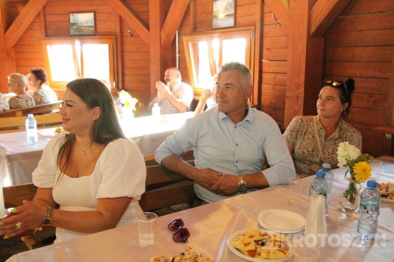Tomnice podziękowały za plony. Były tradycje, muzyka i wspólna zabawa