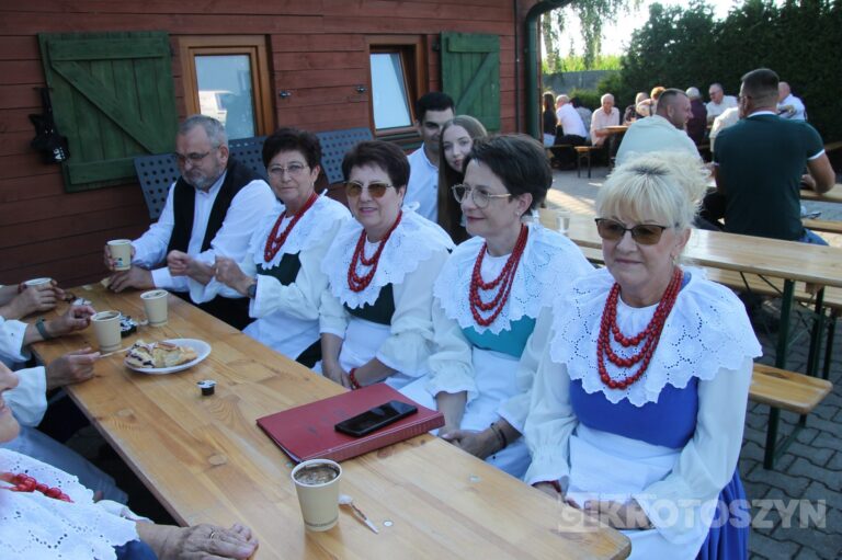 Tomnice podziękowały za plony. Były tradycje, muzyka i wspólna zabawa