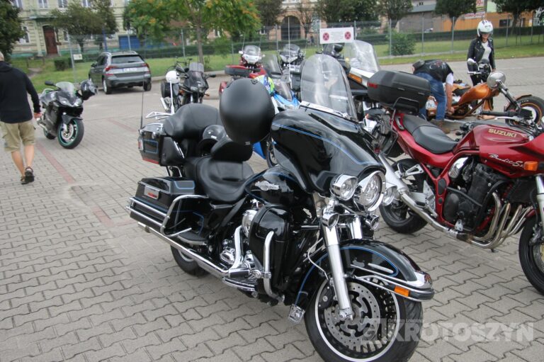 Krotoszyn znów zabrzmiał silnikami. XXXVIII Zlot Motocykli Ciężkich i Weteranów za nami