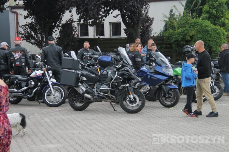 Krotoszyn znów zabrzmiał silnikami. XXXVIII Zlot Motocykli Ciężkich i Weteranów za nami
