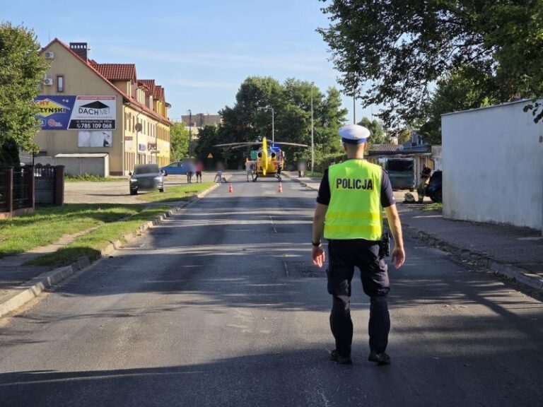 Śmigłowiec LPR lądował na wąskiej ulicy w centrum Milicza