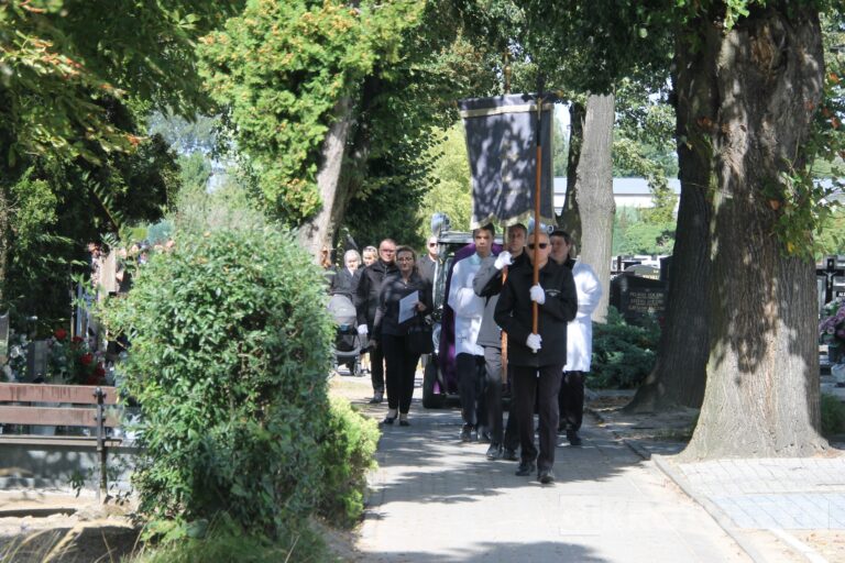 Ostatnie pożegnanie założycielki GABI-PLAST śp. Gabrieli Kośmider