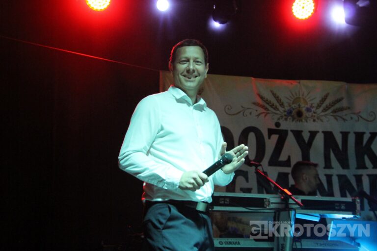 Święto plonów w gminie Zduny. Barwny korowód, tradycyjne obrzędy i muzyczna zabawa w Perzycach
