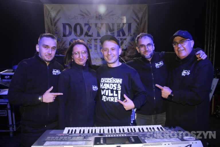 Święto plonów w gminie Zduny. Barwny korowód, tradycyjne obrzędy i muzyczna zabawa w Perzycach