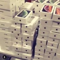 iPhone XS 550EUR iPhone XS Max 610EUR iPhone X 400EUR