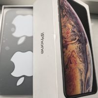 Apple iPhone Xs 64GB €410 iPhone Xs Max 64gb €440 iPhone X 64gb €300 WhatsApp +44 7451 238998